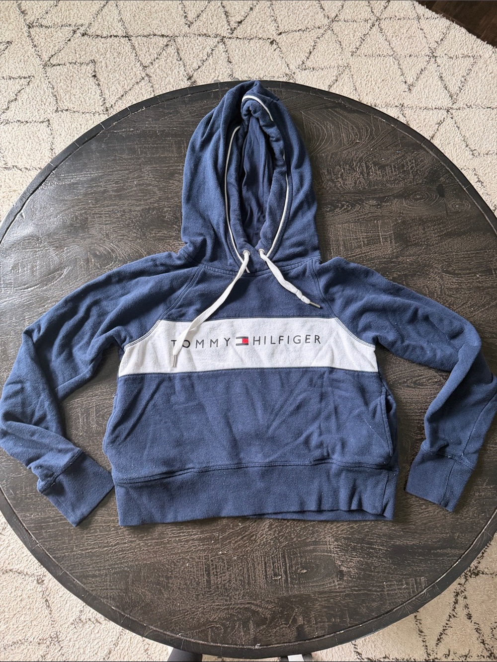 Y2K Tommy Hilfiger Blue & White Pullover Hoodie with Logo Stripe